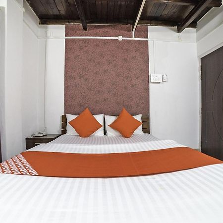 גווהטי Hotel O Highland Manor מראה חיצוני תמונה