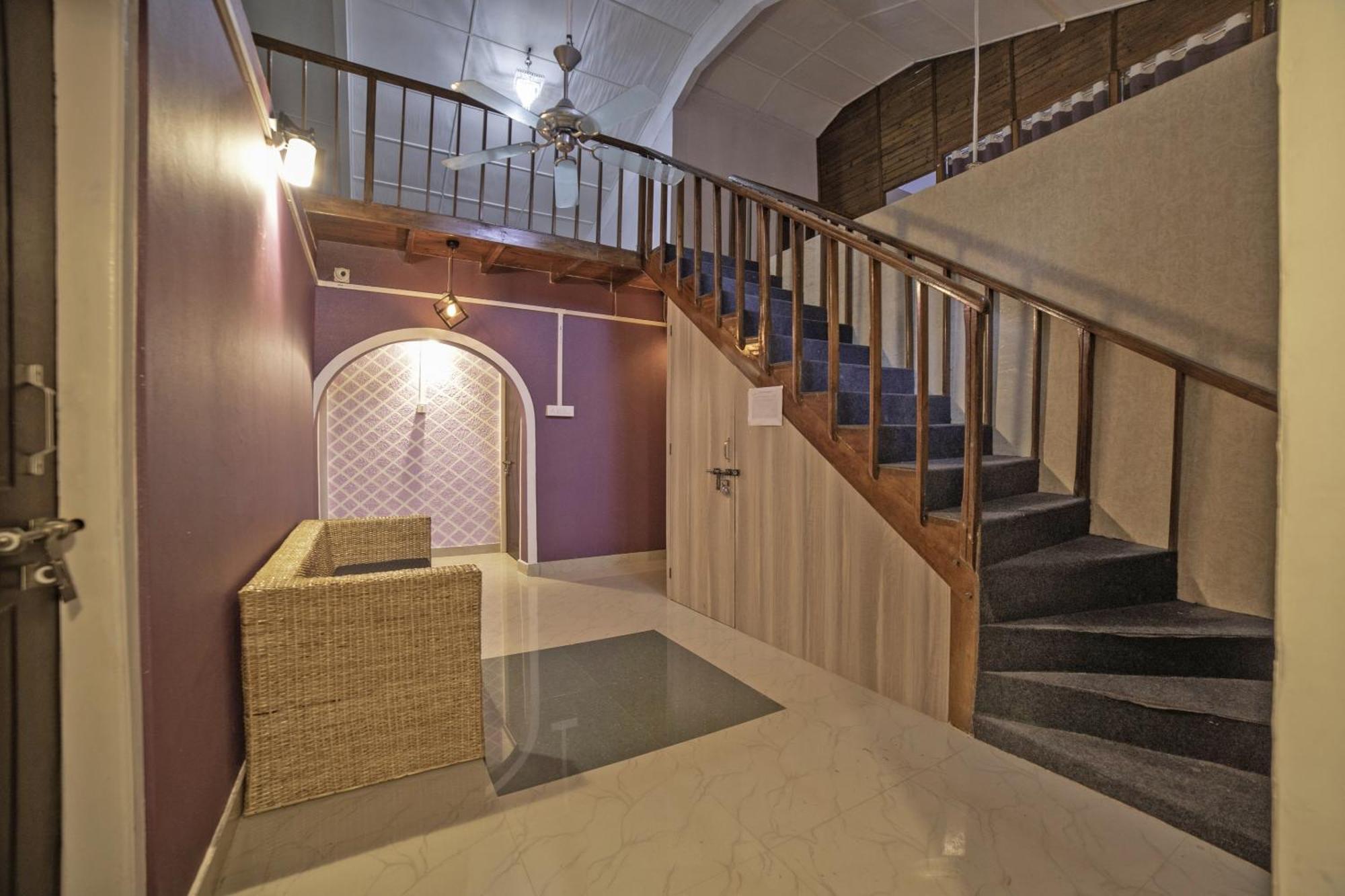 גווהטי Hotel O Highland Manor מראה חיצוני תמונה