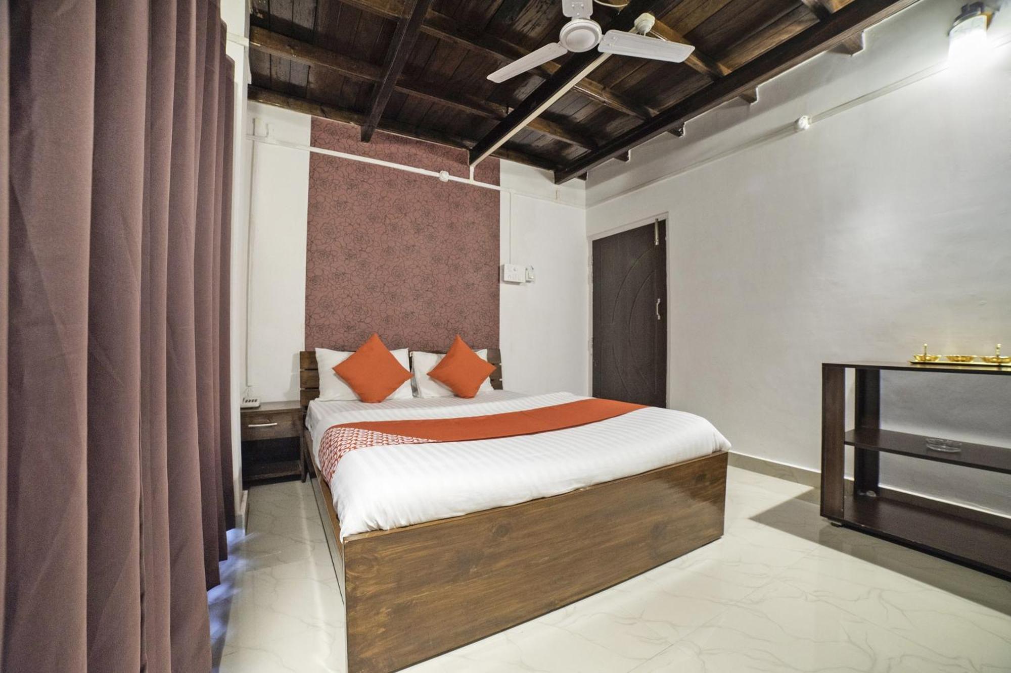 גווהטי Hotel O Highland Manor מראה חיצוני תמונה